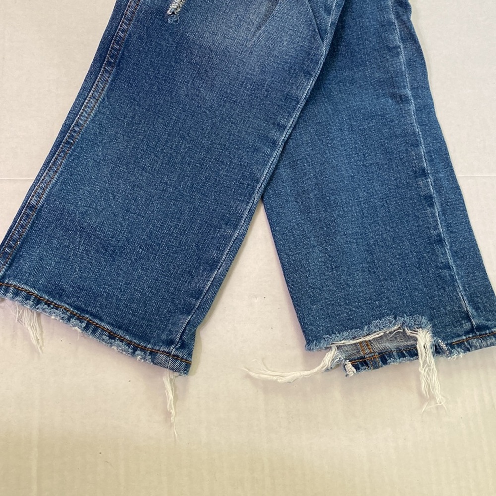 Abercrombie & Fitch Curve Love Ankle Straight Ultra High Rise Jeans - Picture 6 of 6